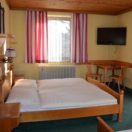 Gasthof Alte Tanne ホーフ・バイ・ザルツブルク エクステリア 写真