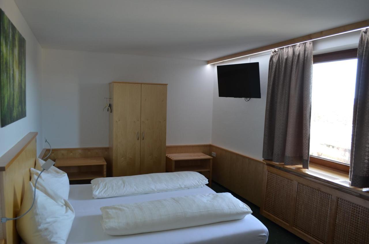 Gasthof Alte Tanne ホーフ・バイ・ザルツブルク エクステリア 写真