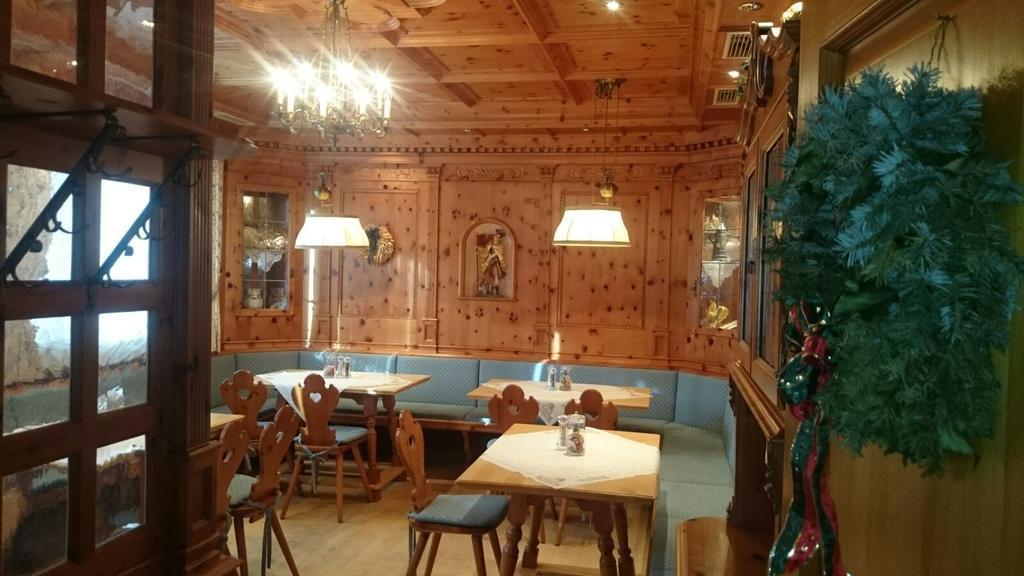 Gasthof Alte Tanne ホーフ・バイ・ザルツブルク エクステリア 写真